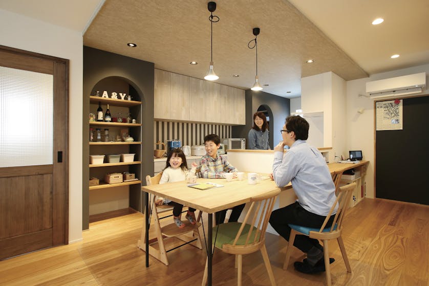 【石川】総合建築アズ株式会社_家族みんながラクで心地いい こだわり満載の完全分離型二世帯住宅