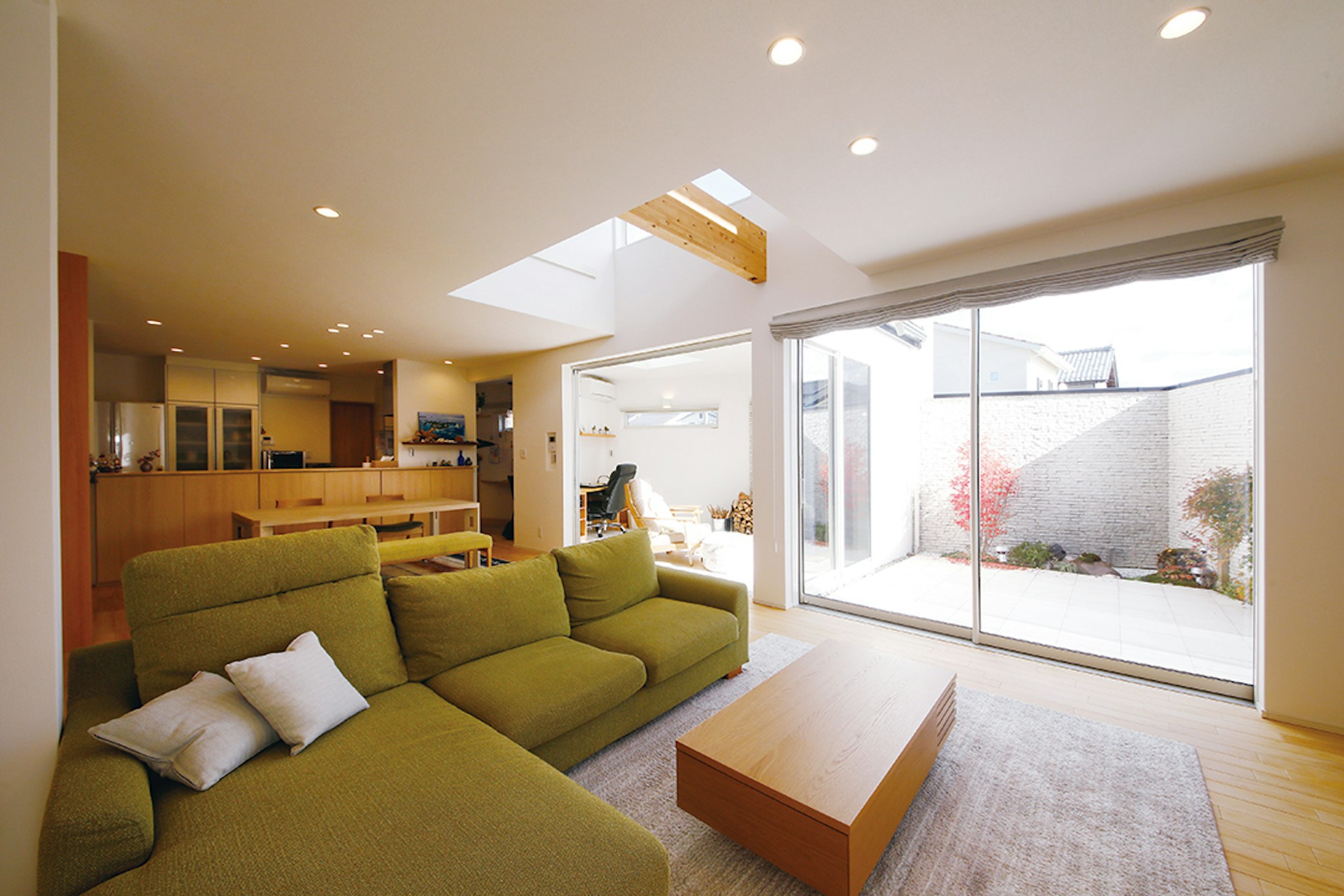 テラスが一体となった大空間で伸びやかに暮らす 飛鳥住宅株式会社 石川 金沢市 家づくりナビ