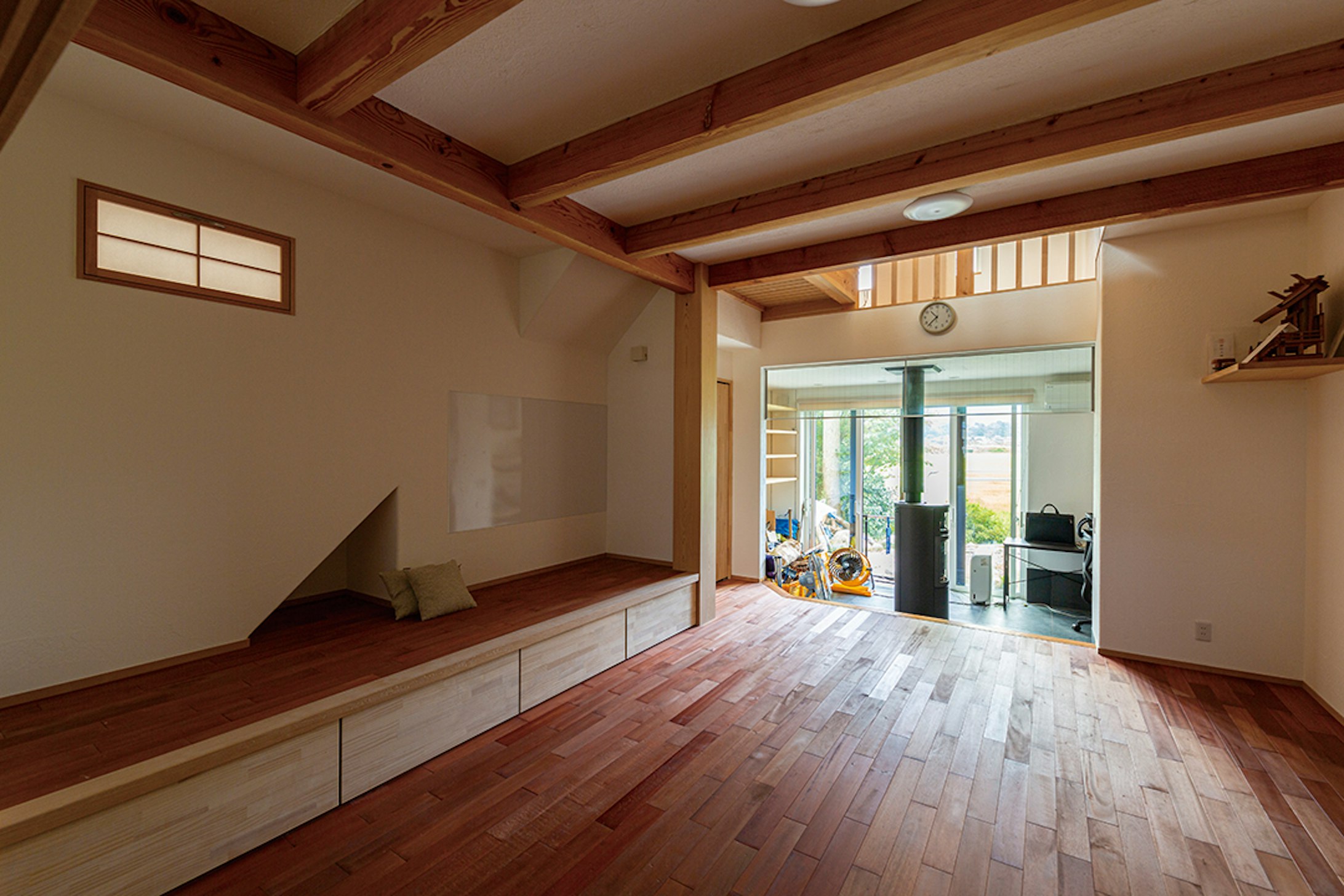 【石川】飛鳥住宅株式会社_山や緑に囲まれた平屋の家本物の自然素材に安心快適