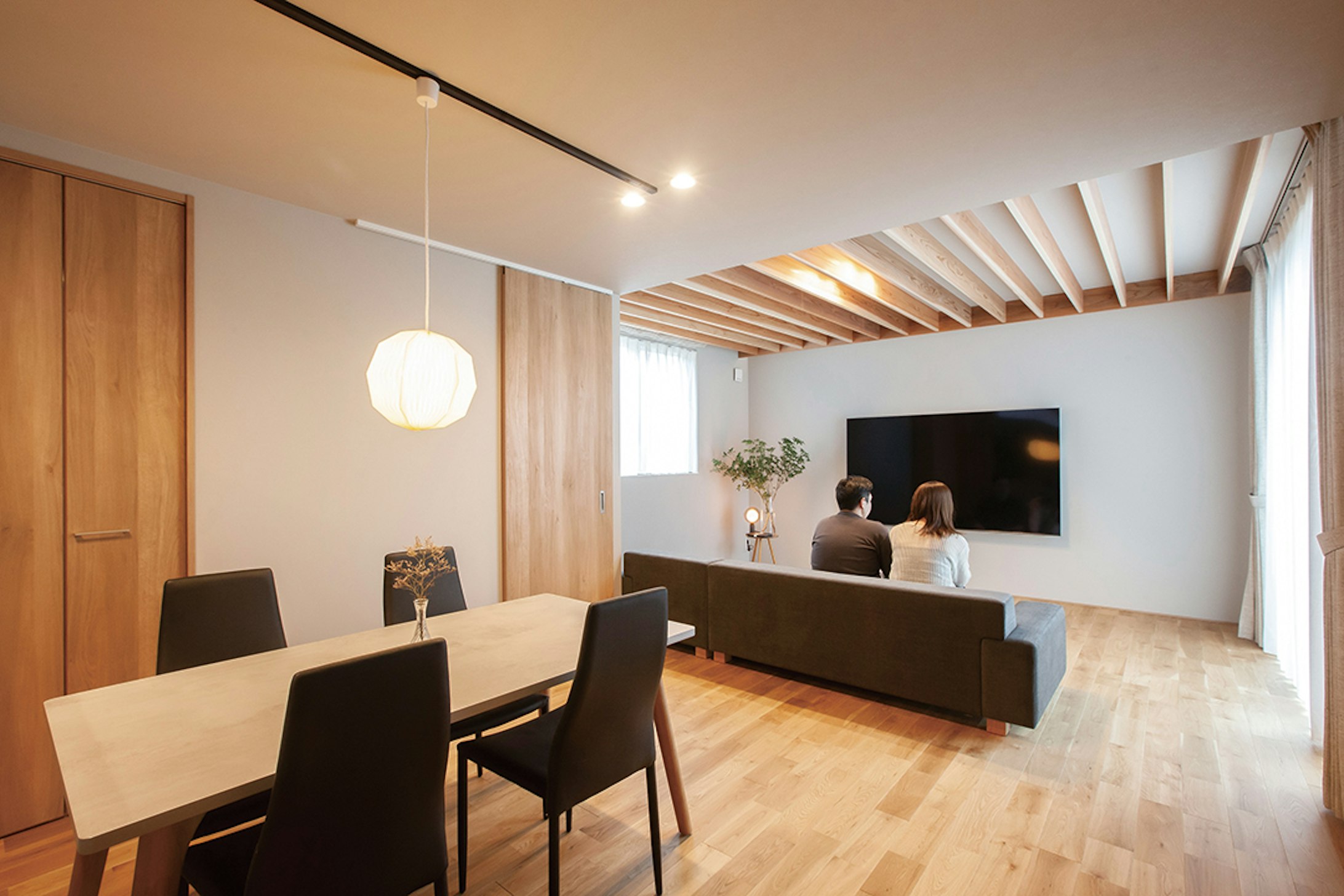 【石川】LINX_補助金をフル活用！ 賢く叶えたエコな住まい