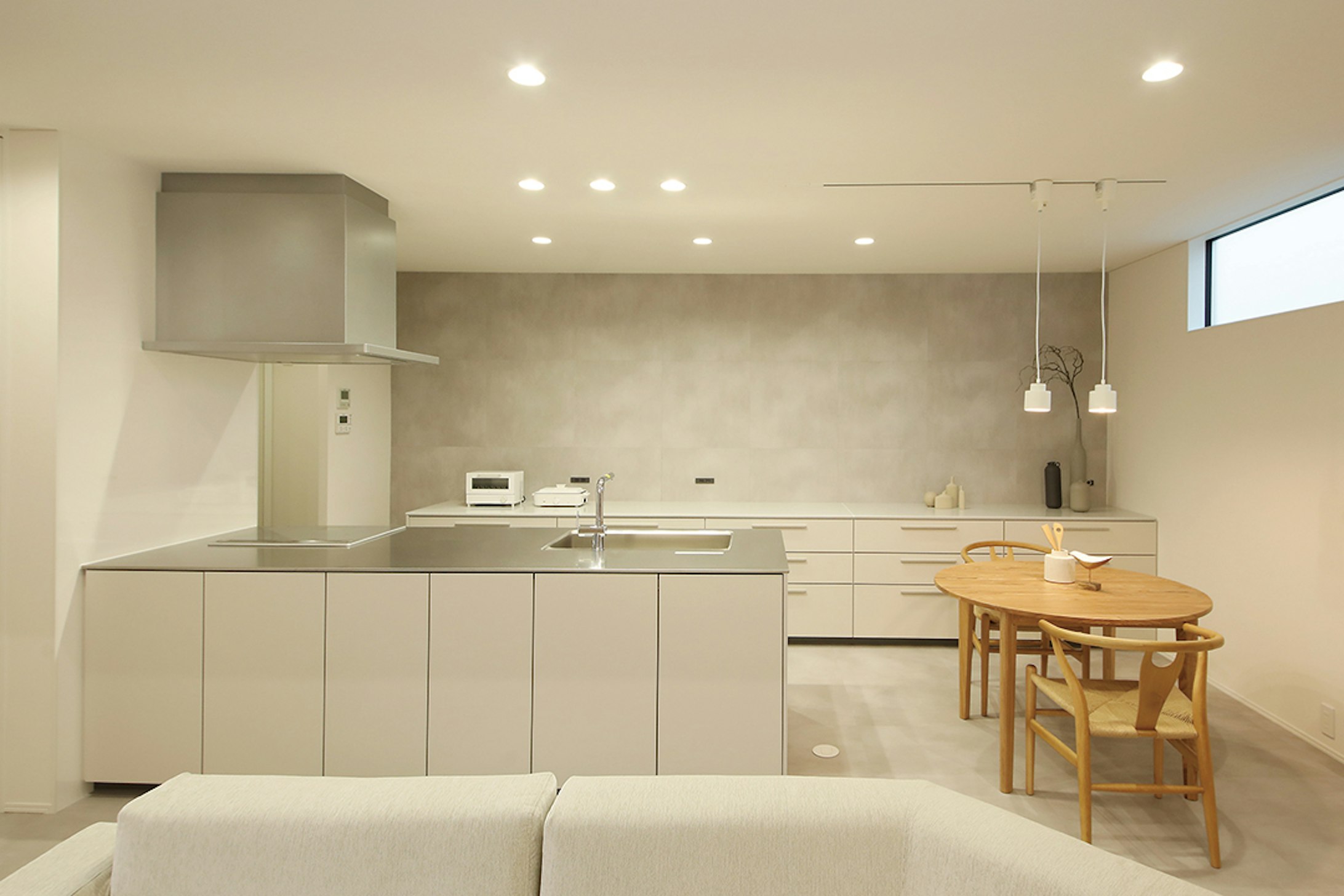 【石川】ココ地建_圧巻の吹き抜けが生み出すホテルライクな日常