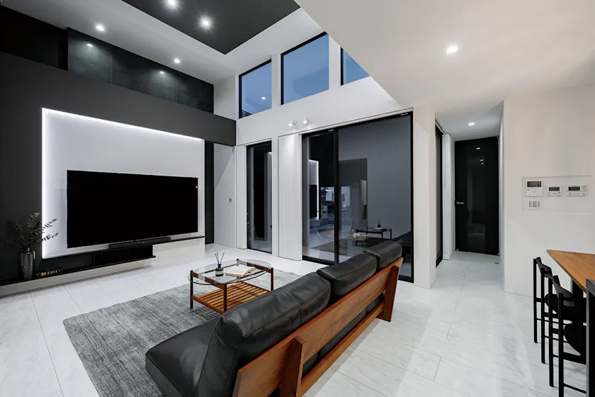 【富山】山田建創_独創的デザインと快適性を融合させた理想の平屋