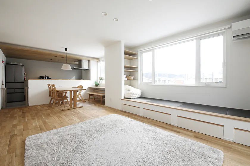 【石川】ステーツ_開放感とぬくもりに包まれた2階リビングの家