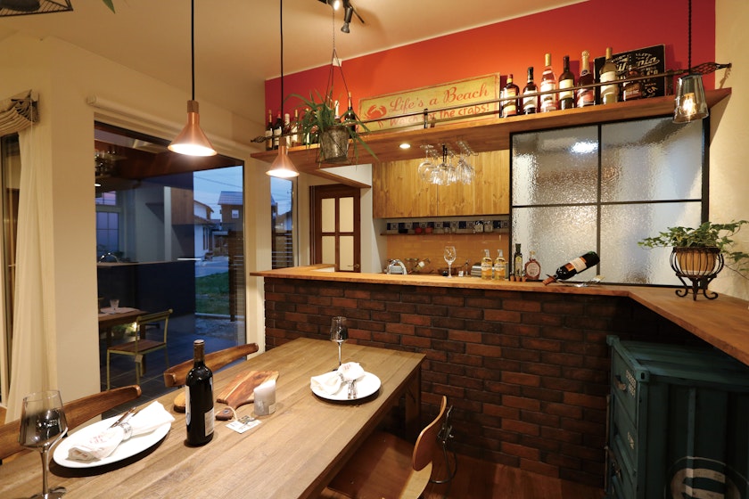 【石川】株式会社E-HOUSE_コンセプトは「バルスタイルな家」 こだわりの空間で会話も弾み、お酒もすすむ！