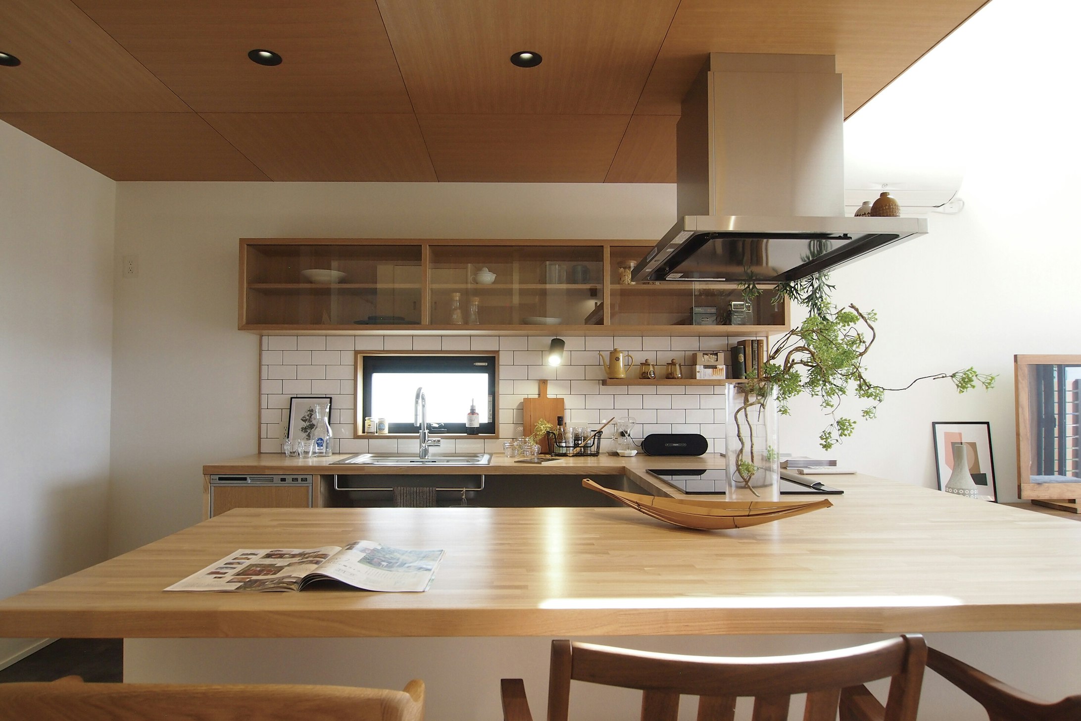  【石川】株式会社アーツデザイン_美的キッチンにシアタールーム。叶えたい空間をカタチに