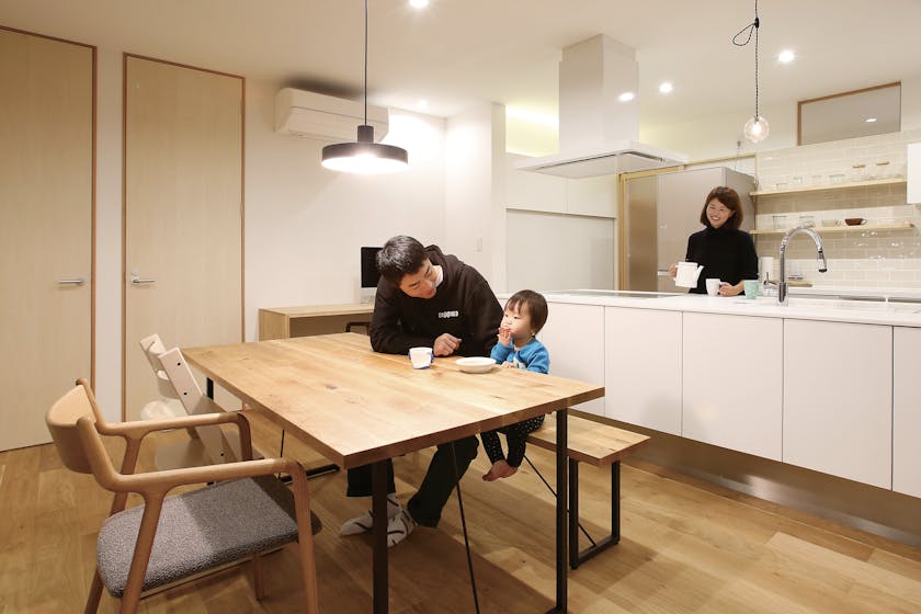 【石川】済田工務店＿３つのデッキがつくる特別な外空間 木の風合いを感じられる家
