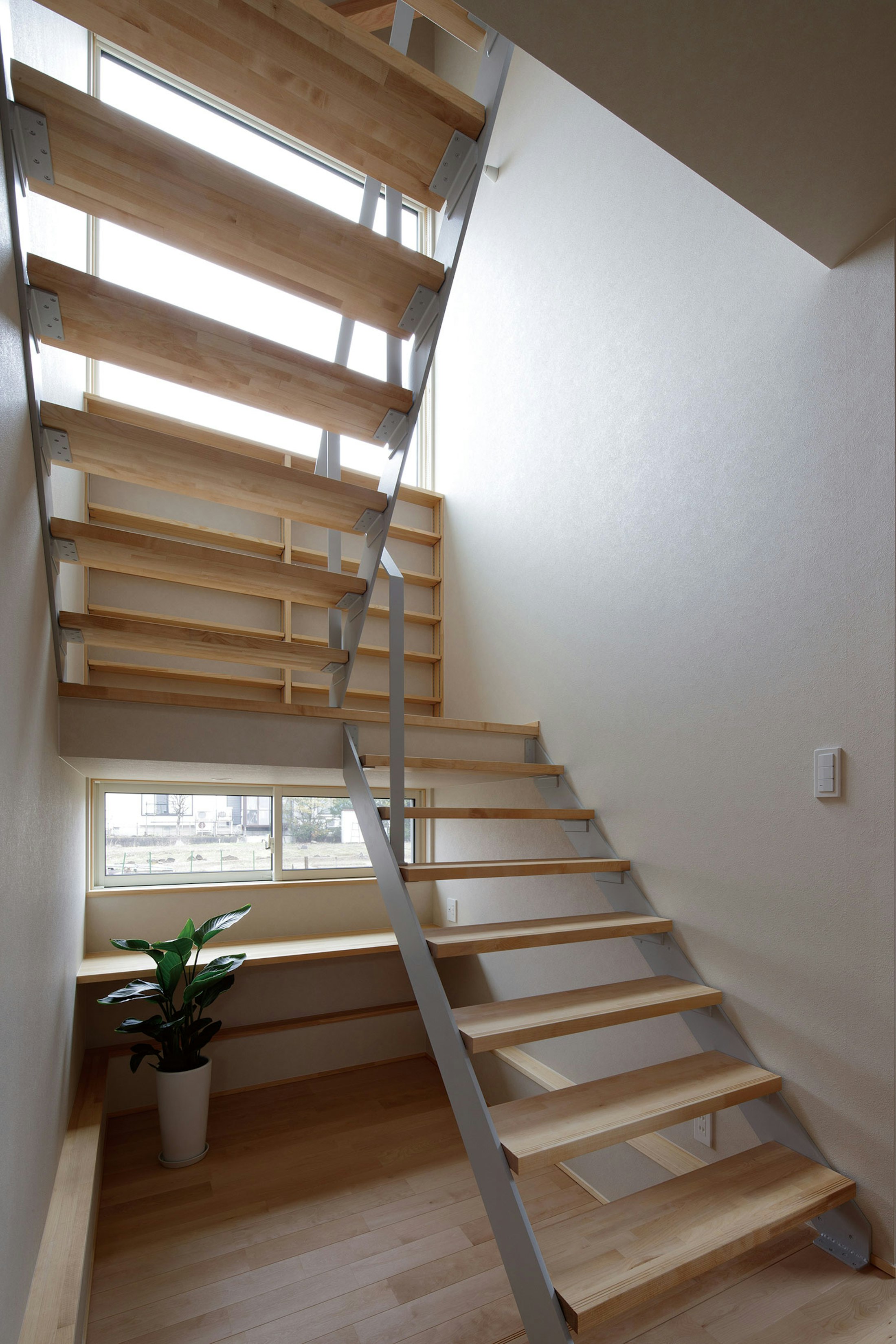 階段・書斎スペース