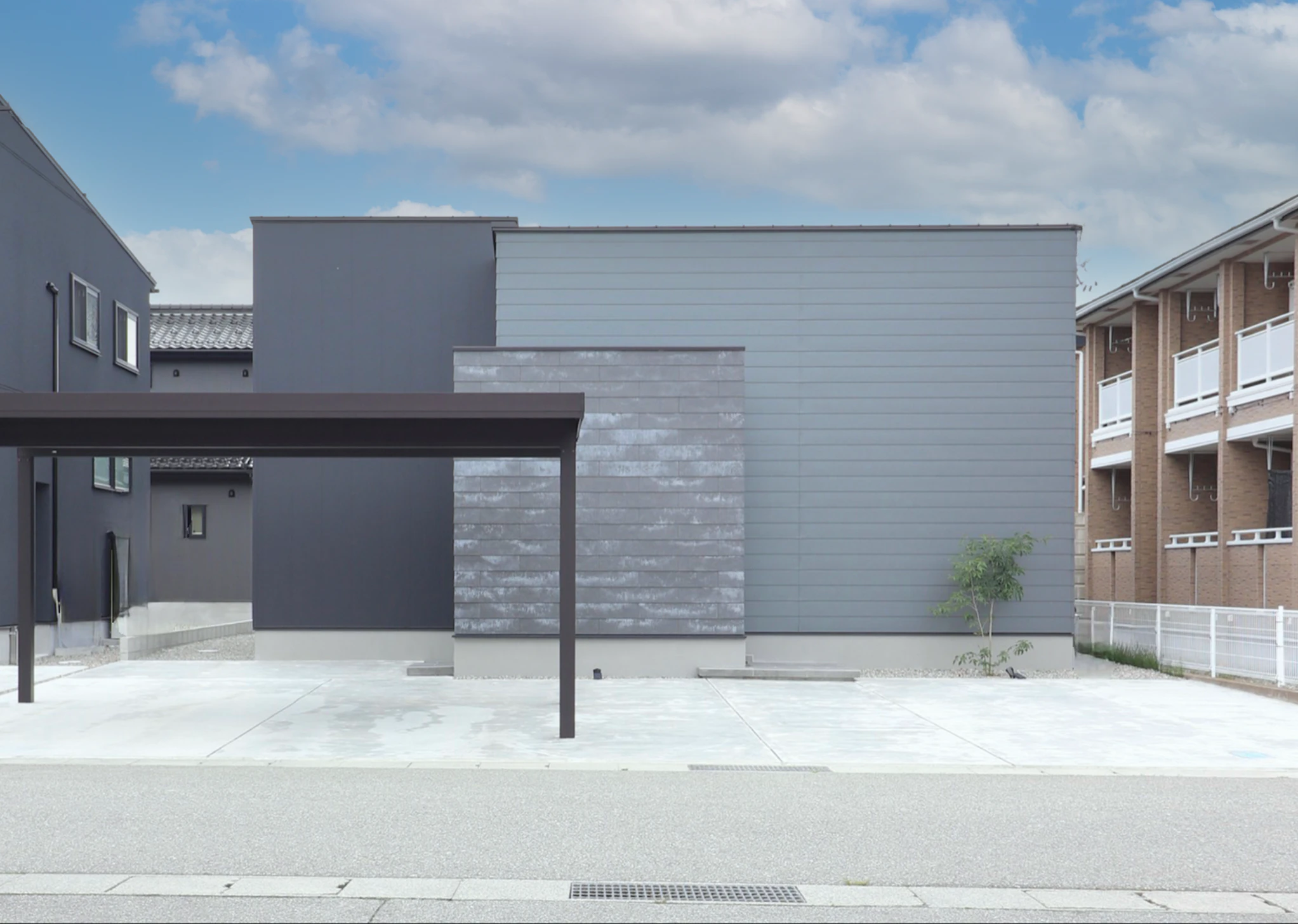 【富山】R＋house高岡(塩谷建設株式会社)_メインビジュアル2