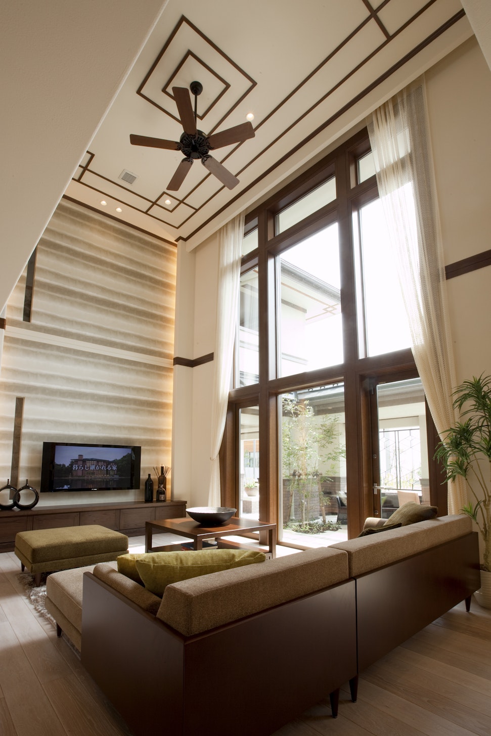 吹き抜け×全館空調を体感！