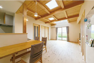 ハザマ住建_リビング