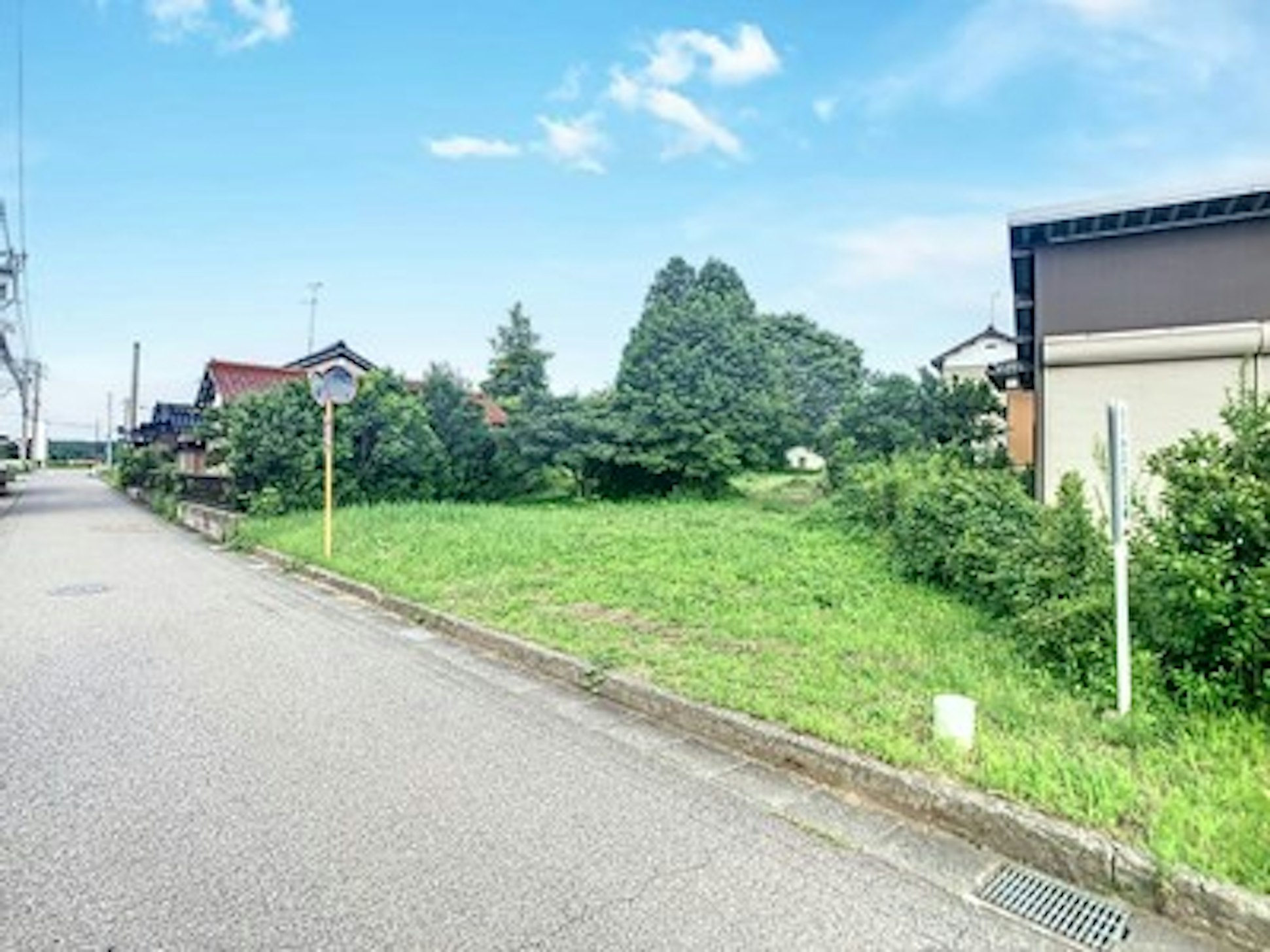 建築条件もございませんので、お好きなハウスメーカーで理想の住宅設計が可能です。