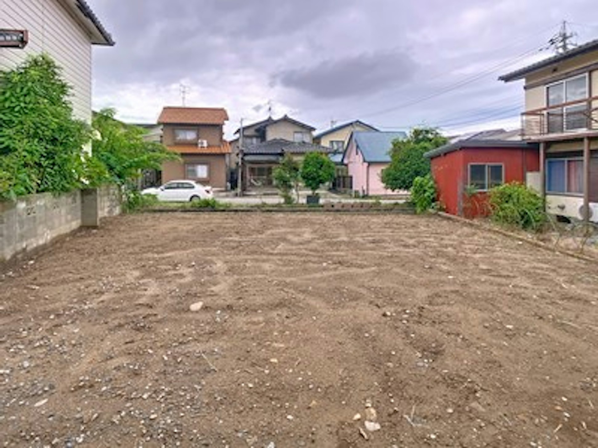 一種低層の閑静な住宅街に位置した穏やかな暮らし。