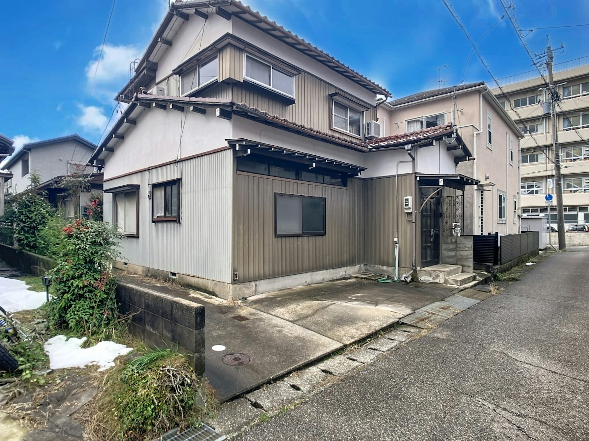 駅が近く、建築プランも検討しやすい整形地です！