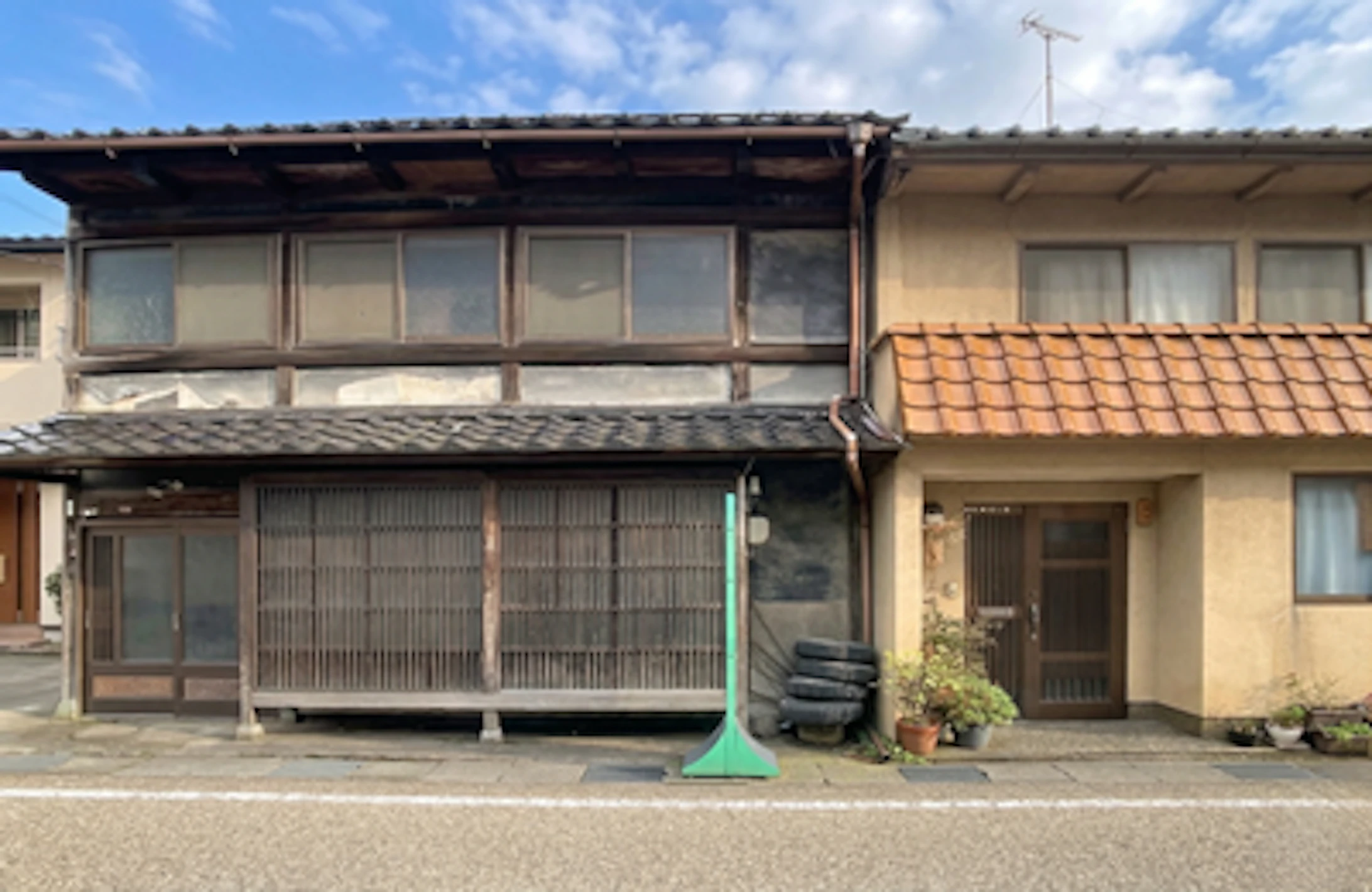 城下まち金沢周遊バスの停留所が目の前！金沢駅や市街地へのアクセスが驚くほどスムーズ