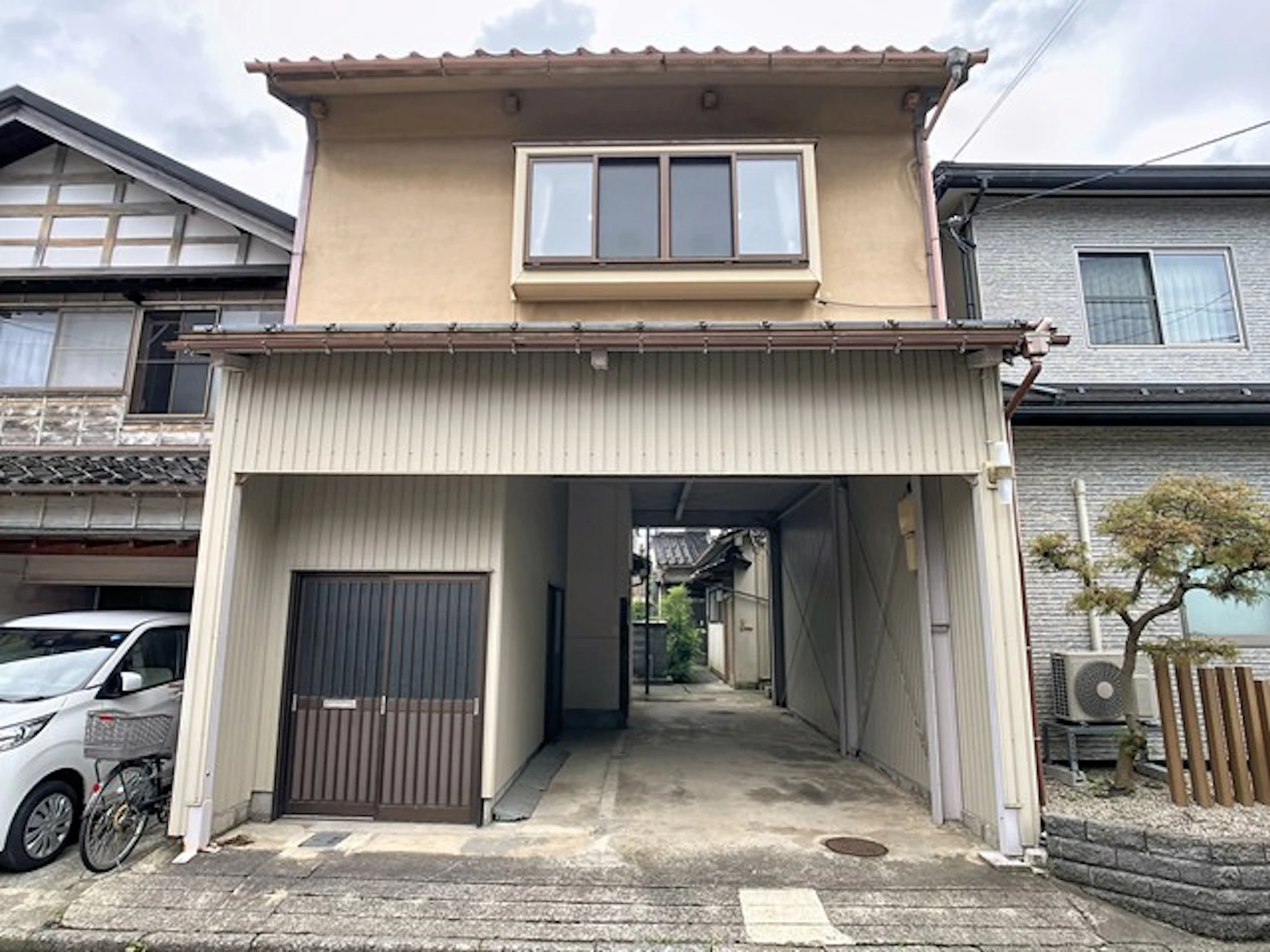 城下町の風情が残る人気エリア「長町3丁目」。穏やかで上質な住環境です。
