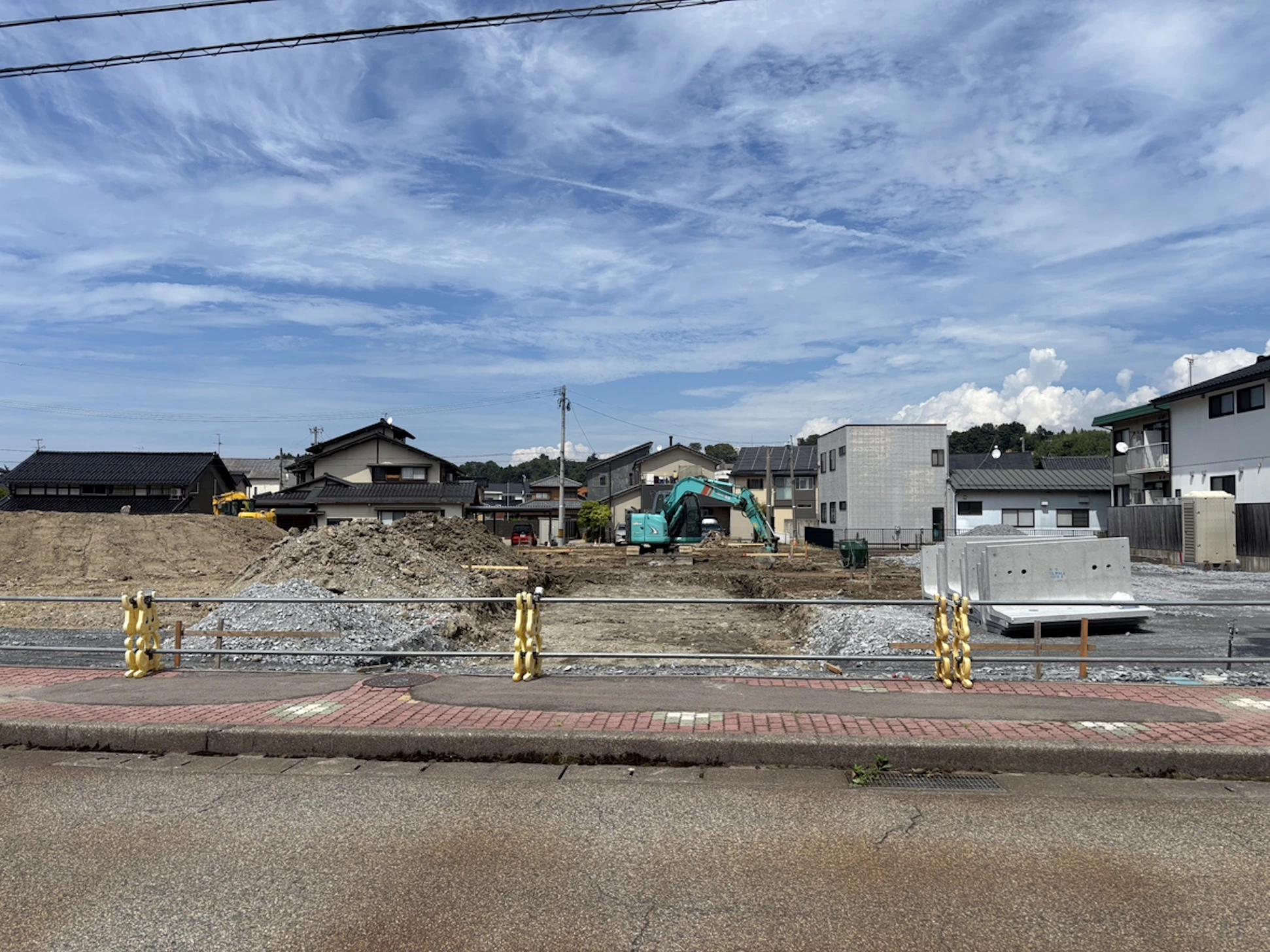 JR七尾線本津幡駅まで約550ｍ徒歩約8分の新しい分譲地！