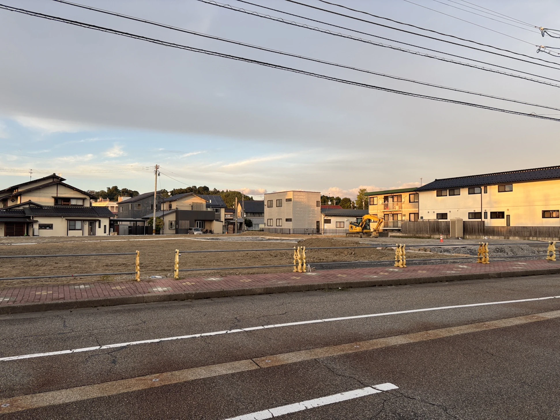 JR七尾線本津幡駅まで約550ｍ徒歩約8分の新しい分譲地！