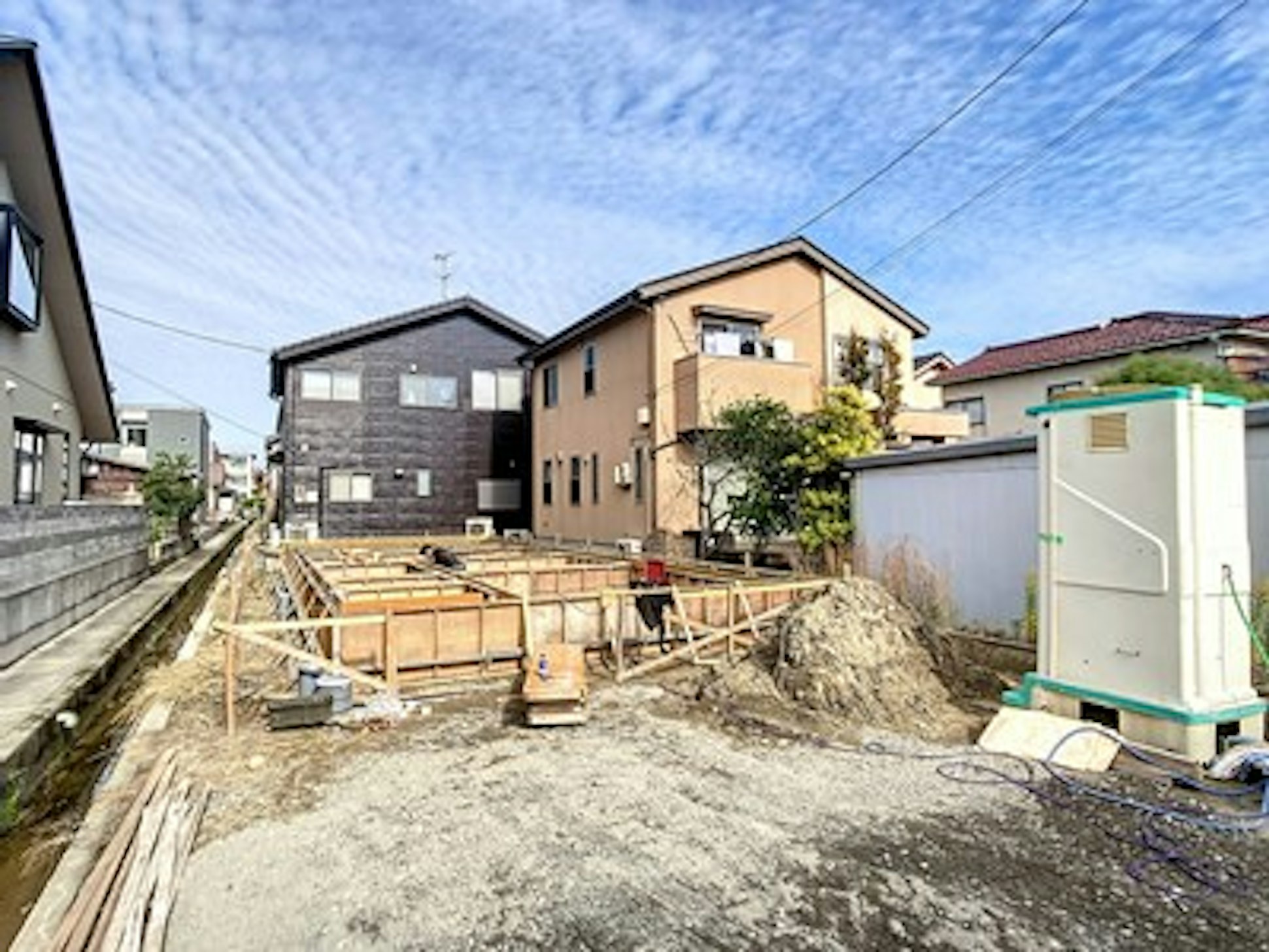 クラスコの建売住宅！ただいま建築中で、来春の完成を予定しております来春完成予定です。